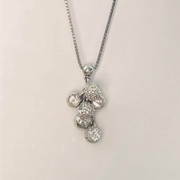 Swarovski Flirt Cluster Pendant Necklace - Picture 7 of 8